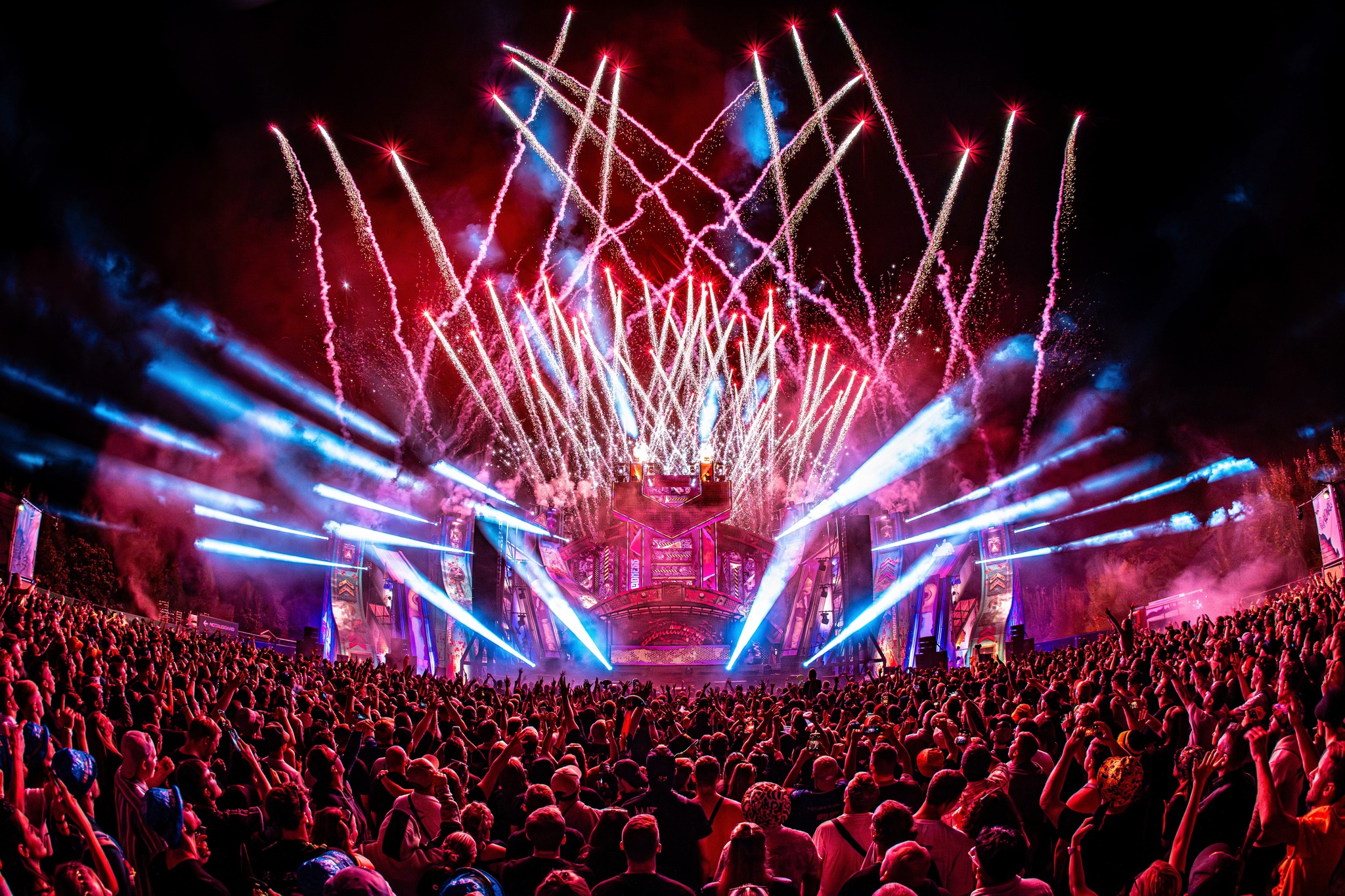 Into The Madness Outdoor 2026